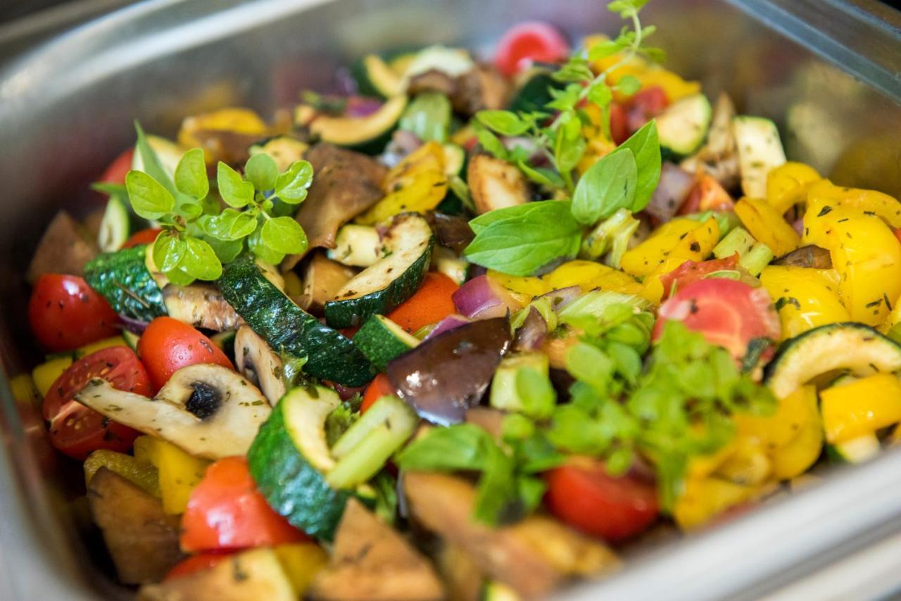 Garden Hotel Wellness Es Konferencia Szolnok Eksteriør bilde