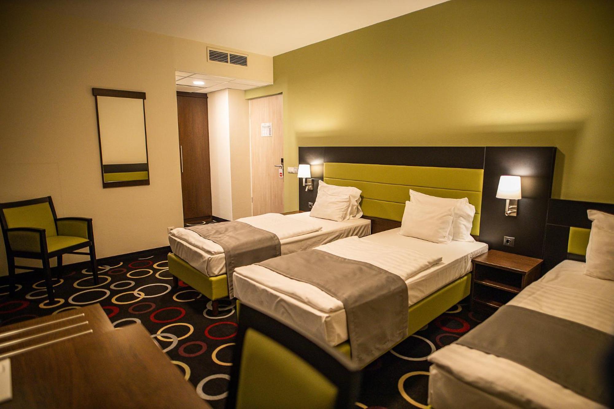 Garden Hotel Wellness Es Konferencia Szolnok Eksteriør bilde